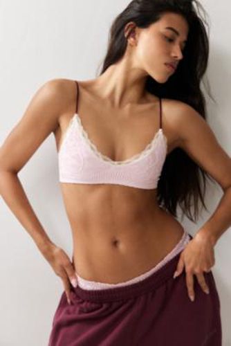 Seamless Stretch Lace Bralette - Pink XS at Urban Outfitters - Out From Under - Modalova