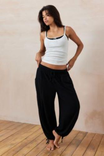 Cosy Cabot Joggers - S at Urban Outfitters - Out From Under - Modalova