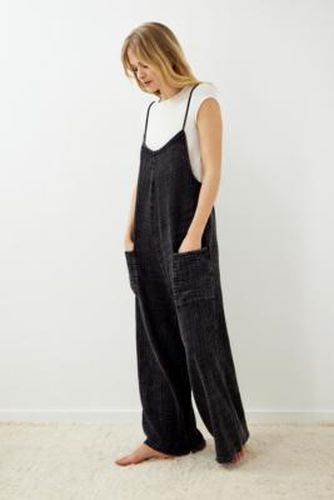 Cabot Utility Lounge Jumpsuit - Black S at Urban Outfitters - Out From Under - Modalova