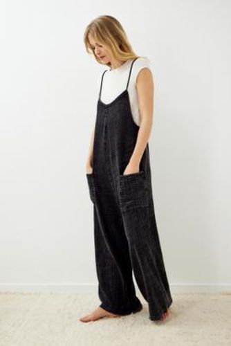 Cabot Utility Lounge Jumpsuit - S at Urban Outfitters - Out From Under - Modalova