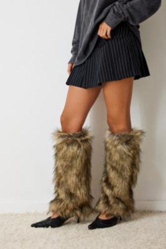 Fur Leg Warmers - Brown at Urban Outfitters - Out From Under - Modalova