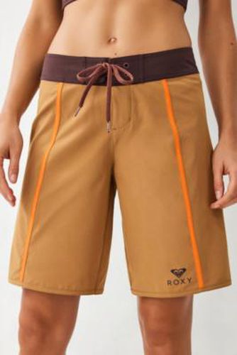 X Out From Under Board Shorts - Brown XS at Urban Outfitters - Roxy - Modalova