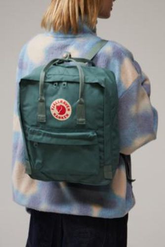 Kanken Backpack - Mint L: 38cm x W: 27cm x D: 13cm at Urban Outfitters - Fjallraven - Modalova