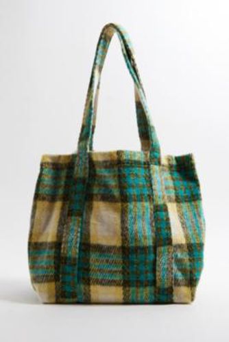 UO Check Carry Tote Bag - Green ALL at - Urban Outfitters - Modalova