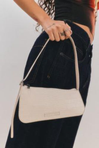 UO Hailey Faux Croc Shoulder Bag - Cream at - Urban Outfitters - Modalova
