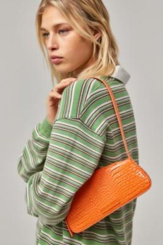 UO Mimi Faux Croc Shoulder Bag - Orange at - Urban Outfitters - Modalova