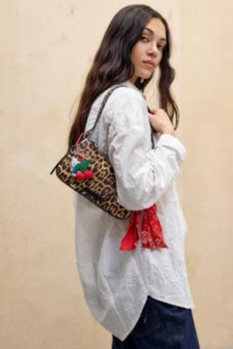 UO Mimi Leopard Print Shoulder Bag - at - Urban Outfitters - Modalova