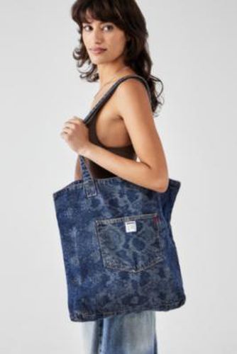 Snake Print Denim Tote Bag - Blue ALL at Urban Outfitters - BDG - Modalova