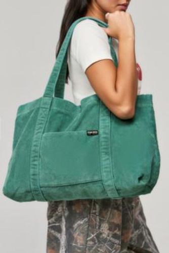 Tab Pocket Corduroy Tote Bag - 54cm x W: 12cm x H: 34.5cm- Strap drop: 28cm at Urban Outfitters - BDG - Modalova