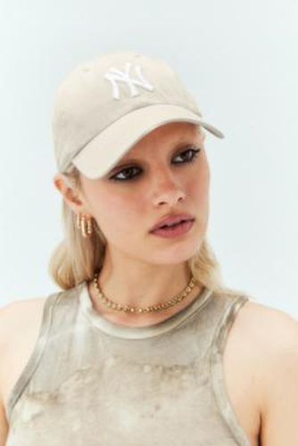 Brand '47 Brand NY Yankees Clean Up Cap - at Urban Outfitters - ’47 Brand - Modalova