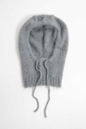 UO Kody Fluffy Knitted Hood - at - Urban Outfitters - Modalova