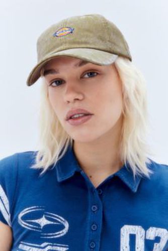 Duck Hardwick Cap - Tan at Urban Outfitters - Dickies - Modalova