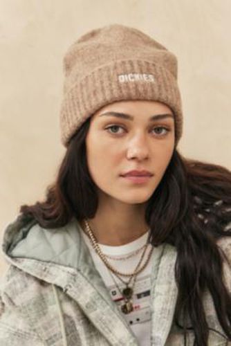 Harlowtown Beanie - at Urban Outfitters - Dickies - Modalova