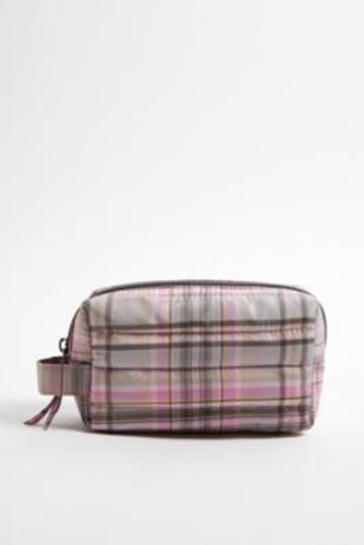 Quilted Check Makeup bag - ALL at - Urban Outfitters - Modalova