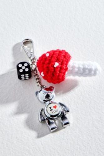 UO Multi Charm Mushroom Keyring - Silver at - Urban Outfitters - Modalova