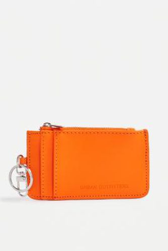 UO Carabiner Clip Cardholder - Orange ALL at - Urban Outfitters - Modalova