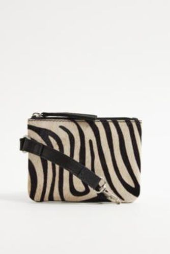 UO Zebra Print Leather Cardholder - Black at - Urban Outfitters - Modalova