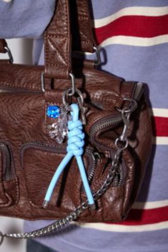 PU Knot Charm Keyring - at - Urban Outfitters - Modalova