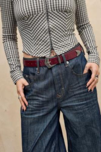 UO Western Snake Belt - S/M at - Urban Outfitters - Modalova