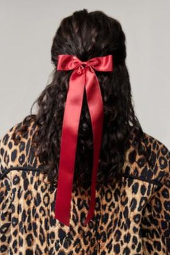 Long Satin Bow Hair Clip - Maroon at - Urban Outfitters - Modalova