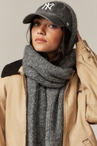 UO Soft Knit Scarf - at - Urban Outfitters - Modalova