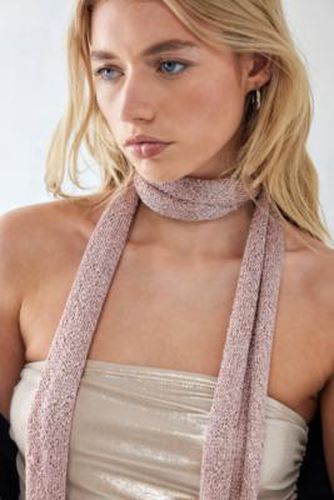 UO Mermaid Knit Scarf - Pink at - Urban Outfitters - Modalova