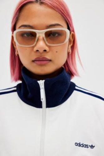 Iets frans. Saskia Sports Wrap Sunglasses - at Urban Outfitters - iets frans... - Modalova