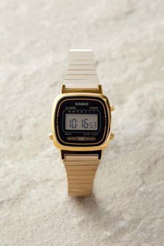 LA670WEGA-1EF Watch - Gold at Urban Outfitters - Casio - Modalova