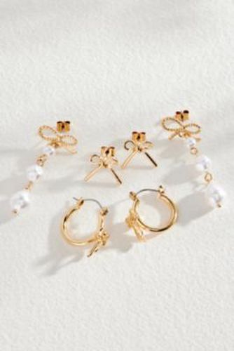 Bow Pearl Earrings 3-Pack - Gold at Urban Outfitters - Silence + Noise - Modalova