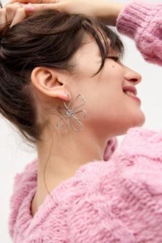 Metal Petal Flower Earrings - at Urban Outfitters - Silence + Noise - Modalova