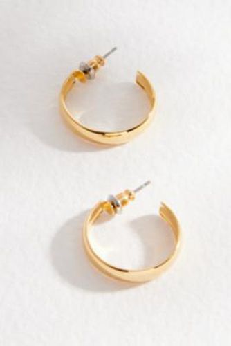 Small Half Hoop Earrings - Gold at Urban Outfitters - Vintage Inclined - Modalova