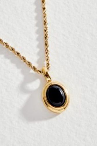 Zambah Oval Zirconia Pendant Necklace - at - Urban Outfitters - Modalova