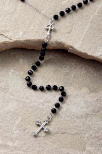 Double Beaded Cross Lariat Necklace - at Urban Outfitters - Silence + Noise - Modalova