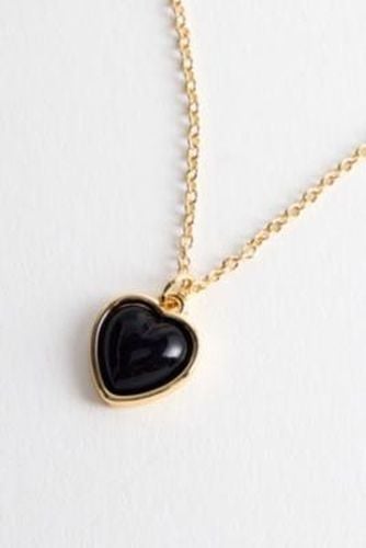 UO Enamel Heart Pendant Necklace - at - Urban Outfitters - Modalova