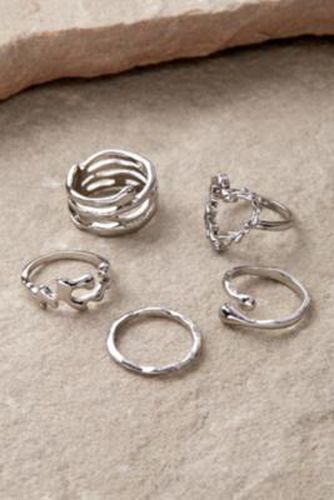 Molten Heart Ring 5-Pack - Silver M/L at Urban Outfitters - Silence + Noise - Modalova