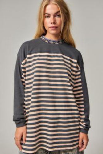 Stripe Block Long-Sleeved T-Shirt M/L at Urban Outfitters - Quiksilver - Modalova