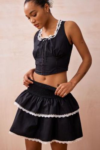 Poplin Ruffle Mini Skirt - Black S at Urban Outfitters - Daisy Street - Modalova