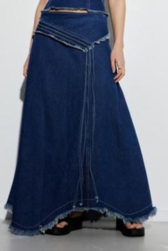 Madame Denim Maxi Skirt - Tinted Denim S at Urban Outfitters - Lioness - Modalova