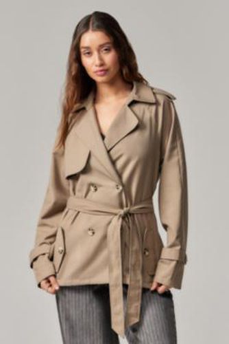 Cropped Trencherous Coat Jacket - Taupe 2XS at Urban Outfitters - Lioness - Modalova