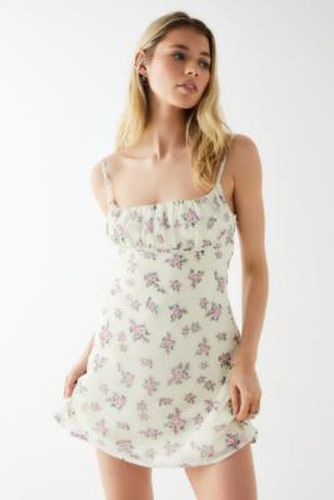 Kiss The Sky Mulberry Floral Mini Dress - XS at - Urban Outfitters - Modalova