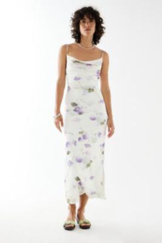 White Floral Maxi Dress - White XS at Urban Outfitters - Kiss The Sky - Modalova