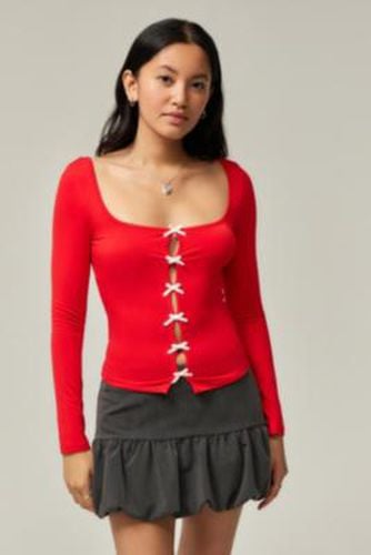 UO Exclusive Claudia Bow Top - Red XS at Urban Outfitters - Kiss The Sky - Modalova