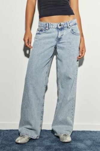 Low Rise Parallel Wide Leg Jeans - Light Blue 28 at Urban Outfitters - Motel - Modalova