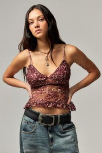 Rumaysa Lace Cami Top - Maroon XS at Urban Outfitters - Motel - Modalova