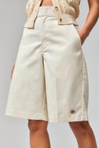 Ecru 13" Multi-Pocket Work Shorts - Cream 30 at Urban Outfitters - Dickies - Modalova