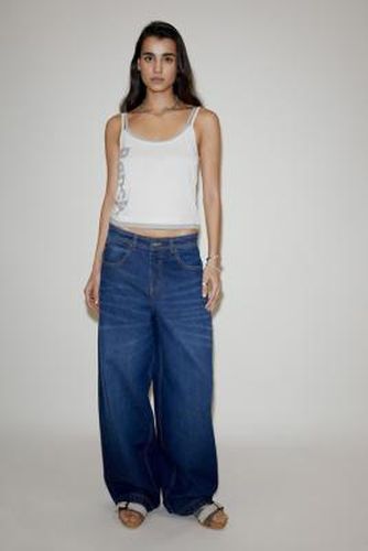 UO Exclusive Indigo Relaxed Jeans - Vintage Denim Dark 26 at Urban Outfitters - Bench - Modalova