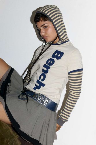 UO Exclusive T-Shirt double couche Nile en taille: XS - Bench - Modalova