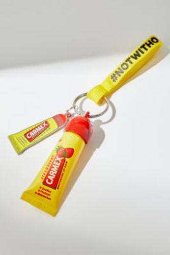 Limited Edition SPF15 Strawberry Lip Balm & Keyring Set ALL at Urban Outfitters - Carmex - Modalova