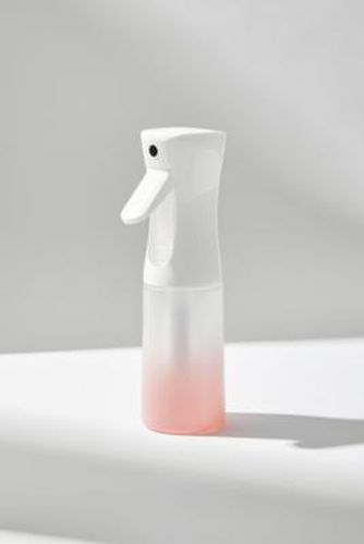 Sprayflasche Mit Nebeleffekt - Urban Outfitters - Modalova