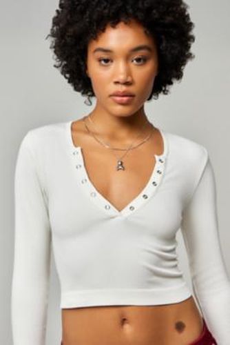 UO Claudia Henley Top - White L at - Urban Outfitters - Modalova